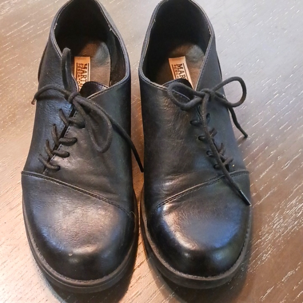 European, side lace up, oxfords